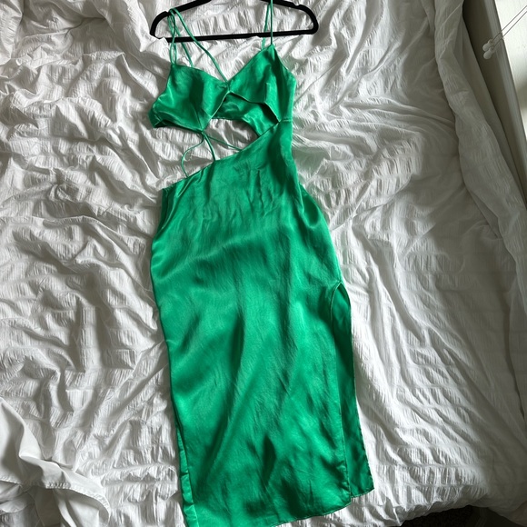 Zara Asymmetric satin effect dress - Picture 10 of 16
